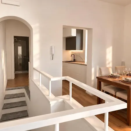 Dolce View House - Center, Lakefront & Garage Apartamento
